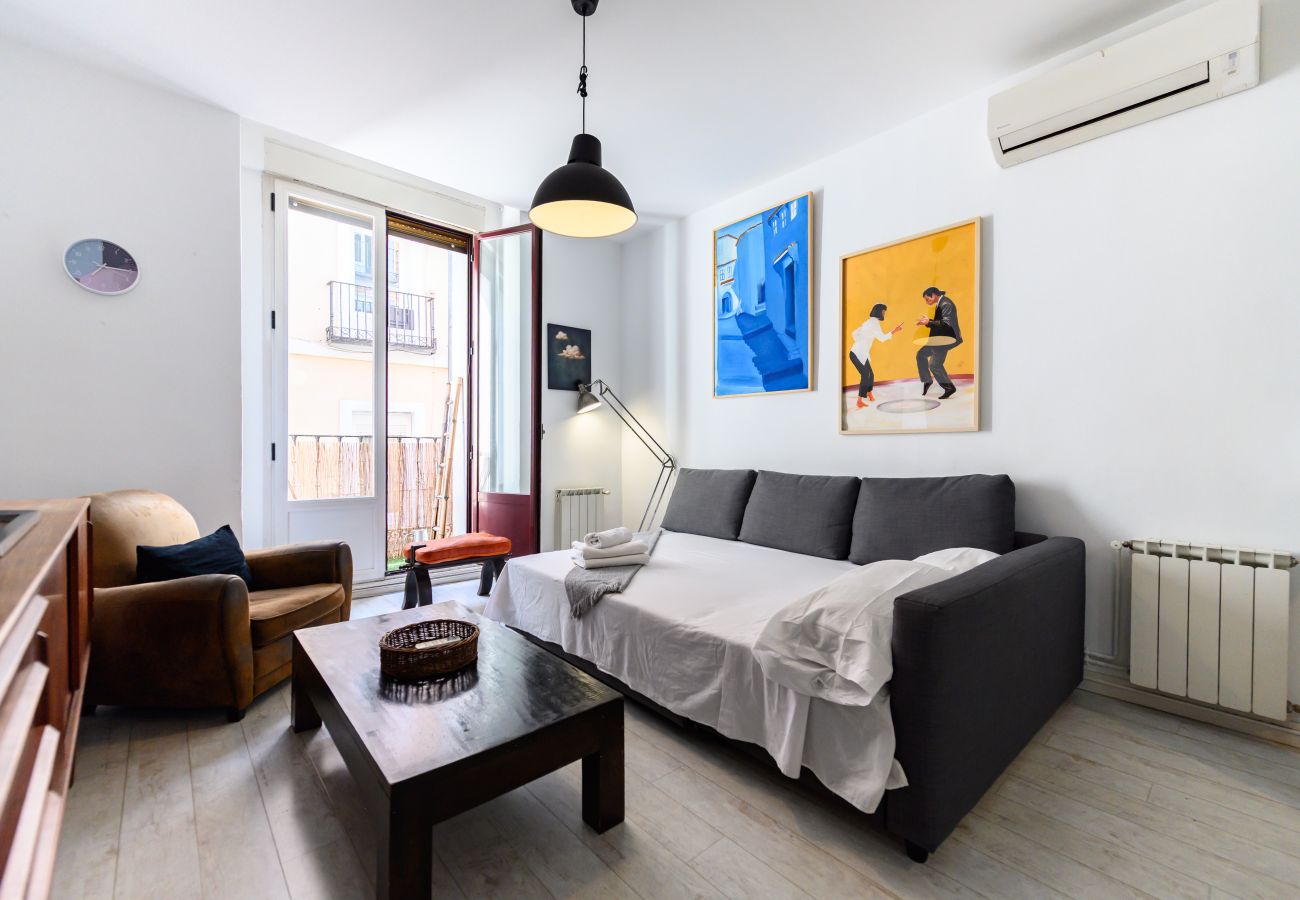 Apartment in Madrid - M (ESA81) Apto. Tribunal-Malasaña-Chueca