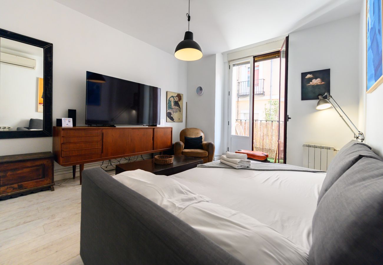 Apartment in Madrid - M (ESA81) Apto. Tribunal-Malasaña-Chueca