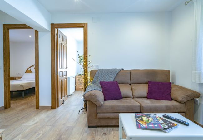 Apartment in Madrid - M (SDM212) Coqueto apto. Vallecas Free WIFI Apartment in Madrid - M (SDM212) Coqueto apto. Vallecas Free WIFI