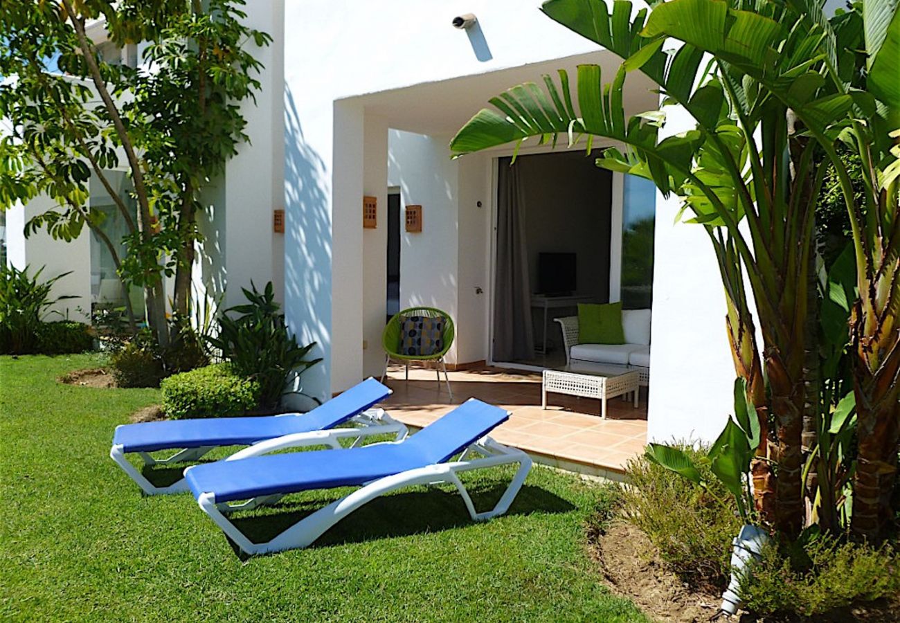 Apartment in Casares - Apartment for 4 people to 100 m beach