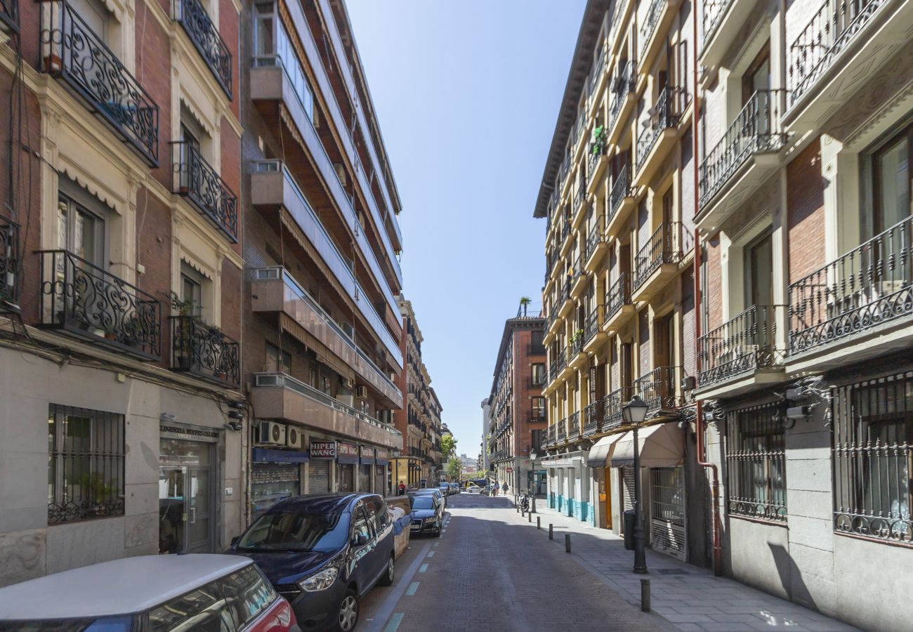 Apartment in Madrid - Apartment Madrid Downtown Bilbao-Fuencarral M (MON1)