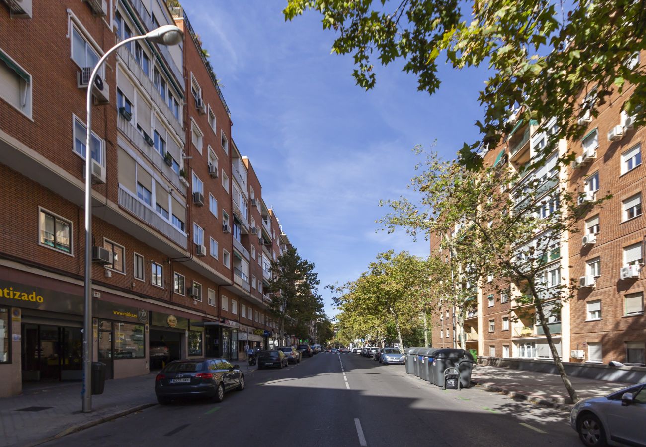 Apartment in Madrid - LUXE Madrid Norte Real Madrid Stadium M (HGA5B)