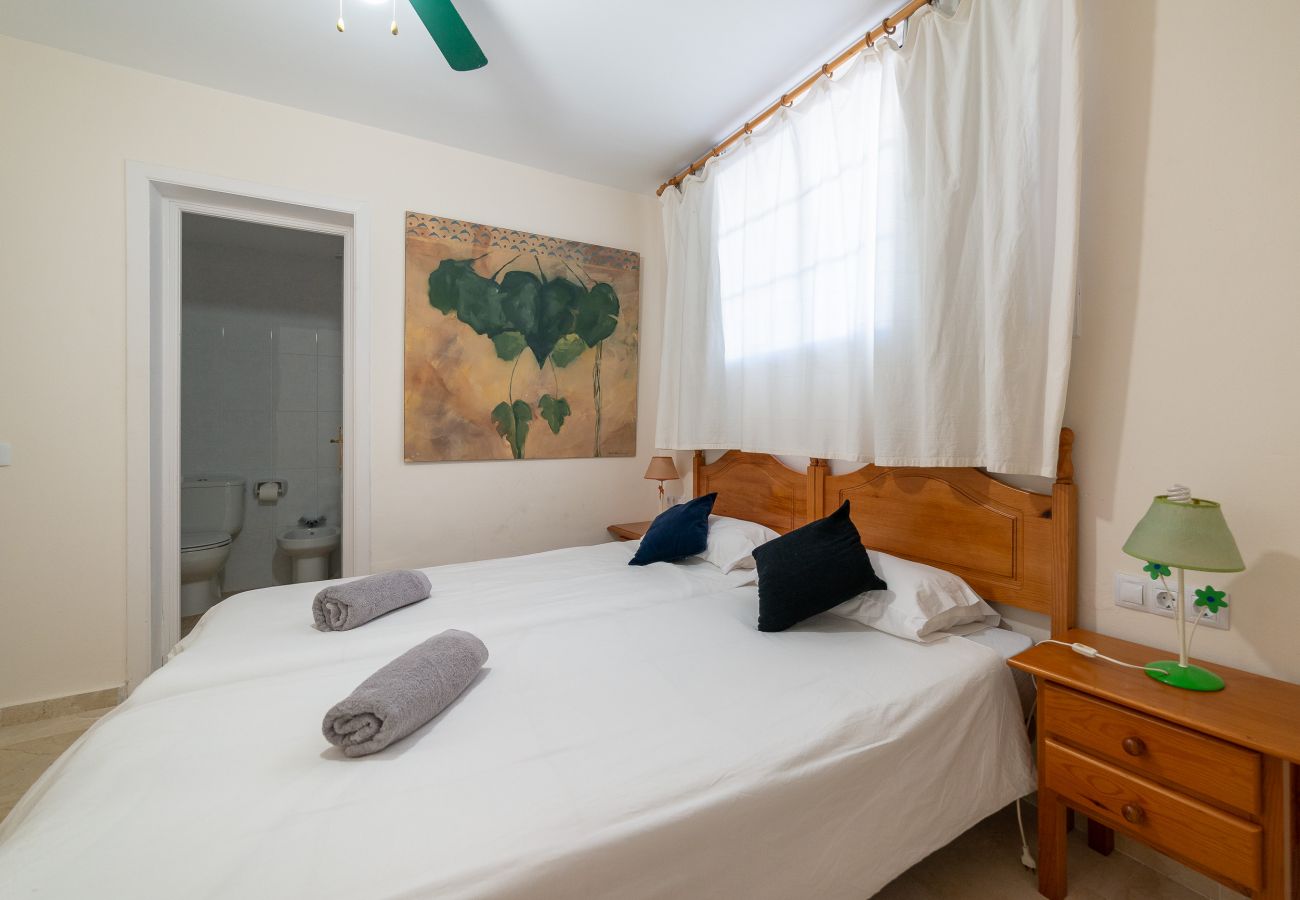Apartment in Caleta de Fuste - Red & blue II Las Arenas B5