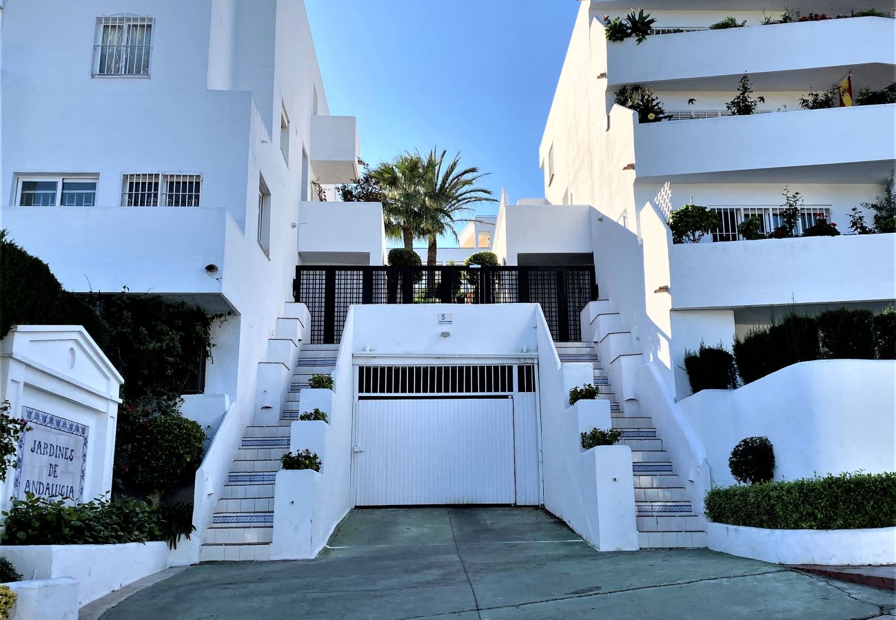 Apartment in Marbella - Apartment with swimming pool to 2 km beach