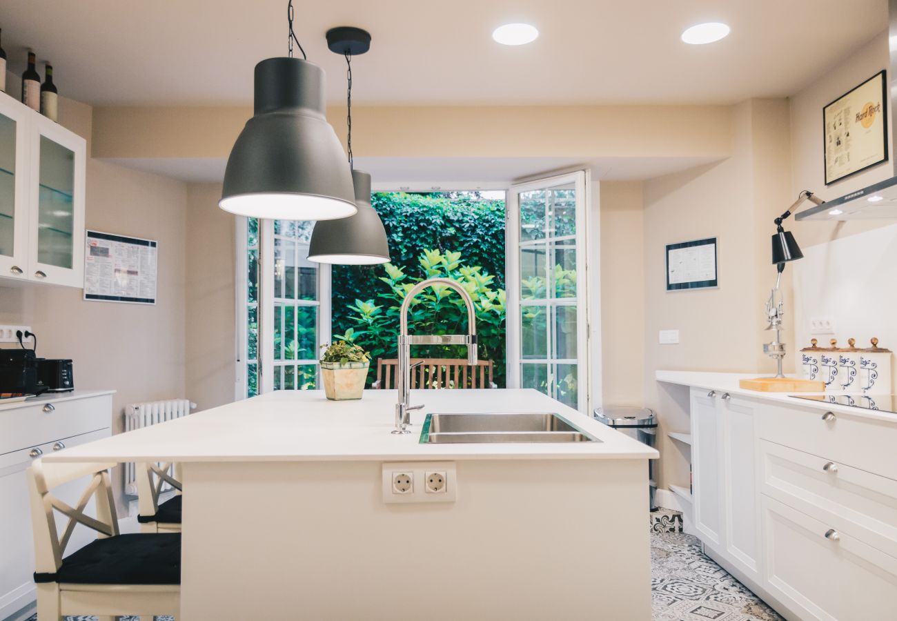 Apartment in Bilbao - NEGURI GELTOKIA