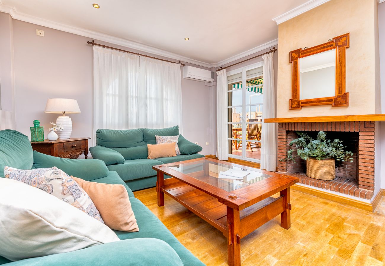 Apartment in Málaga - iloftmalaga Duplex Guadalmar with terrace in front of the beach