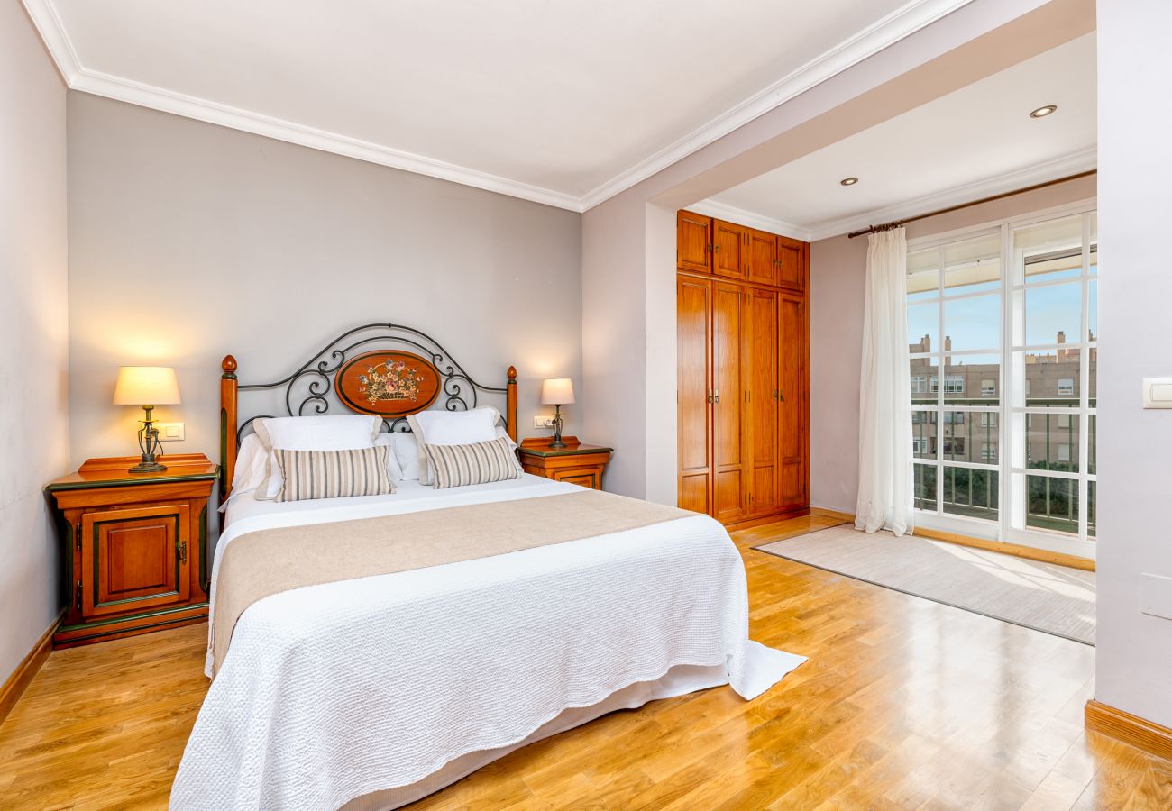 Apartment in Málaga - iloftmalaga Duplex Guadalmar with terrace in front of the beach