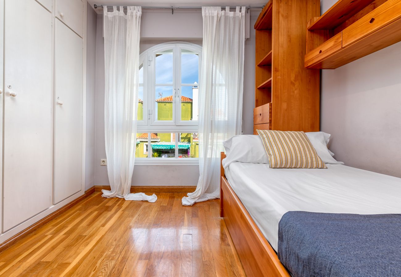 Apartment in Málaga - iloftmalaga Duplex Guadalmar with terrace in front of the beach