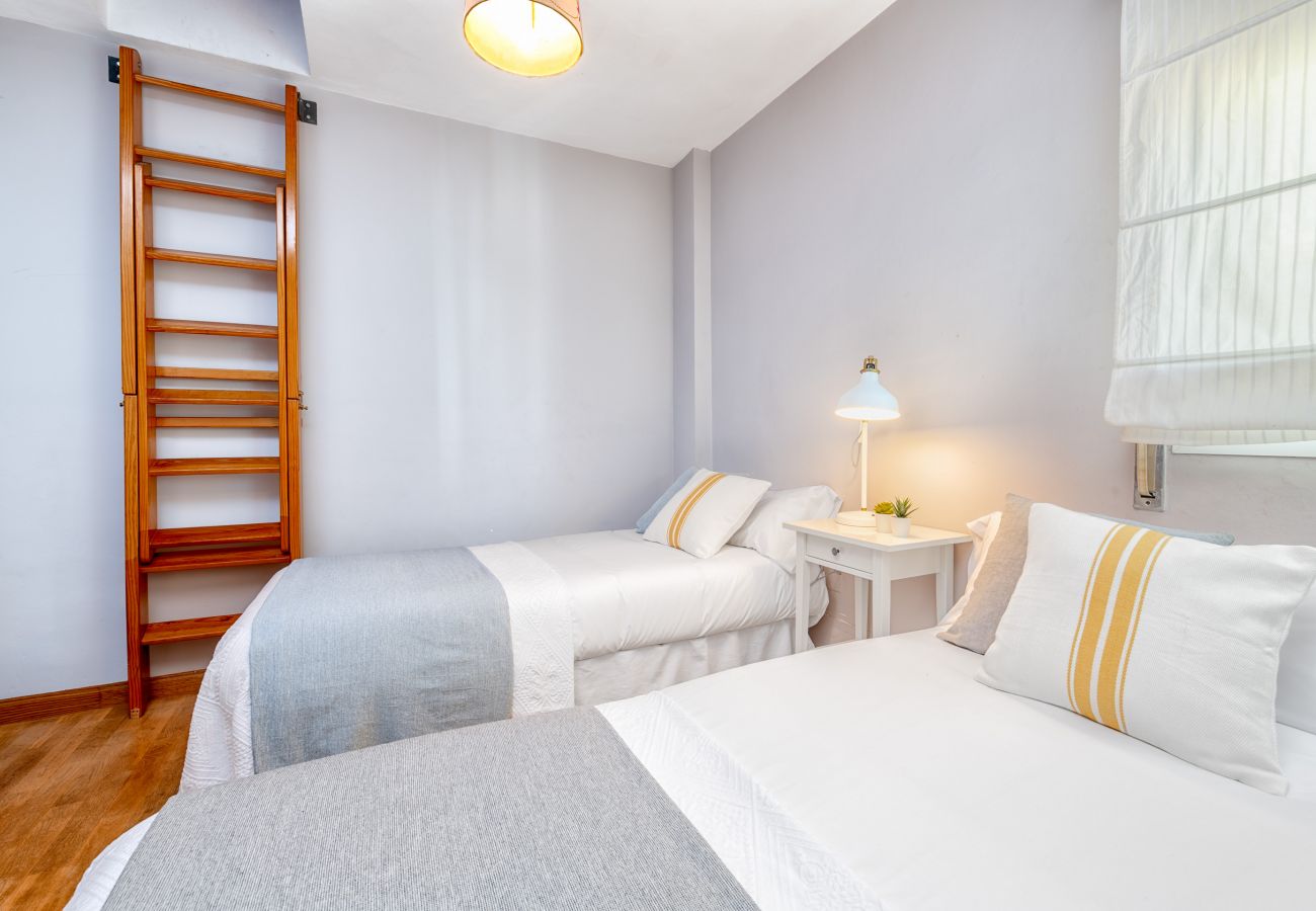 Apartment in Málaga - iloftmalaga Duplex Guadalmar with terrace in front of the beach