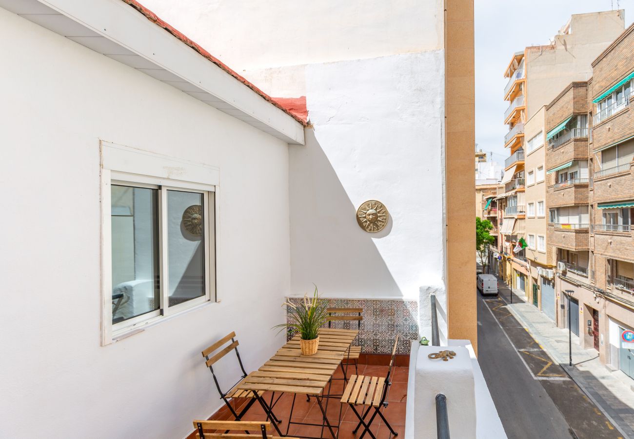 Apartment in Alicante / Alacant - Apartment for 6 people to 900 m beach
