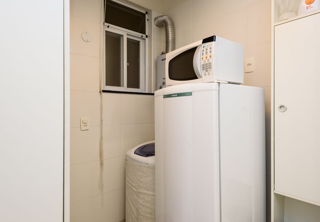 Apartment equipped with washing machine
