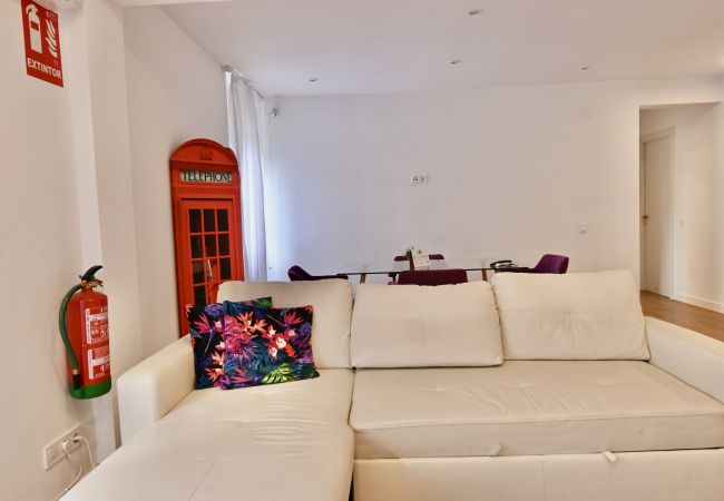 Apartment in Madrid - M (SCA32) Ap. Pradera San Isidro MADinRÍO Apartment in Madrid - M (SCA32) Ap. Pradera San Isidro MADinRÍO