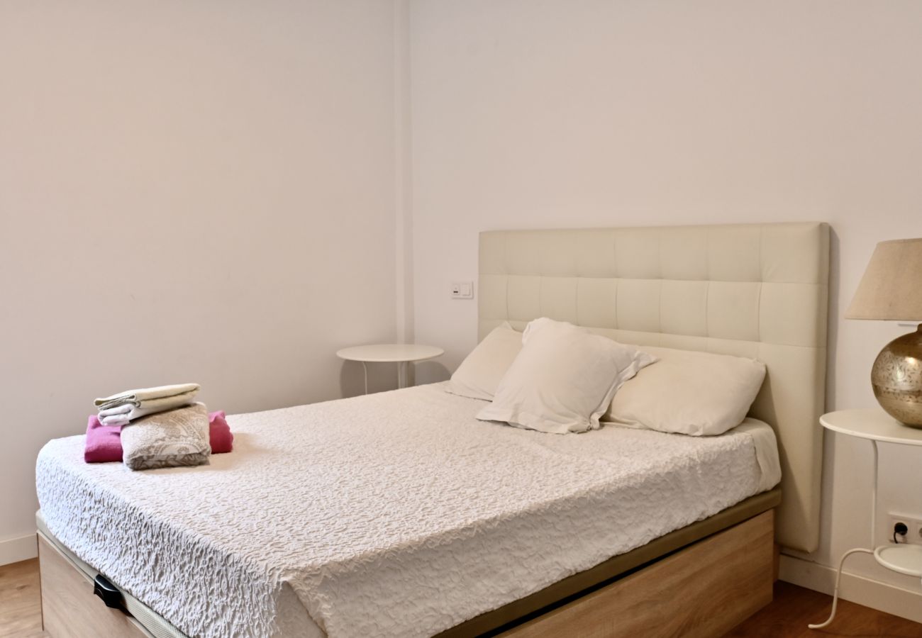 Apartment in Madrid - M (SCA3) Ap. Pradera San Isidro MADinRÍO