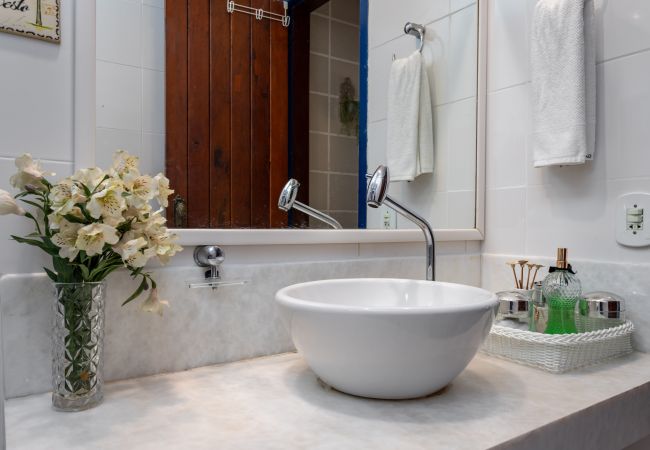 Aparthotel in Armação dos Búzios - Apart Hotel Pet Friendly in Búzios | BUZ117  Aparthotel in Armação dos Búzios - Apart Hotel Pet Friendly in Búzios | BUZ117