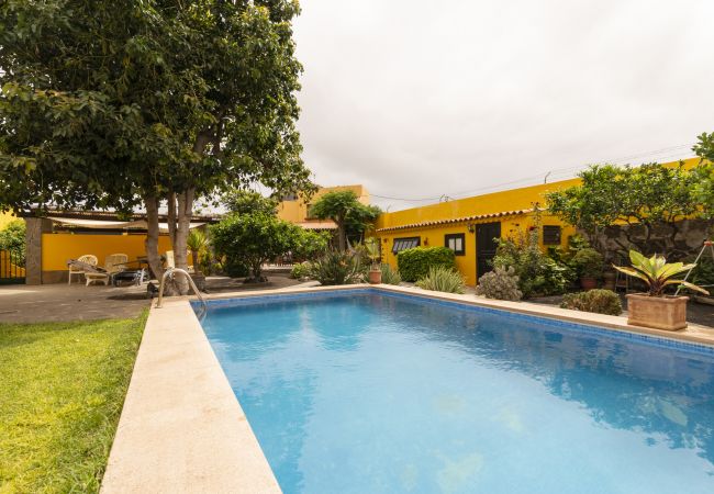 Villa in Gáldar - Villa de lujo con piscina privada y barbacoa 10 pax