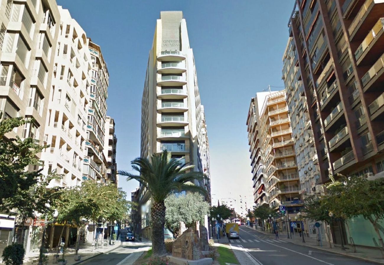 Apartment in Alicante / Alacant - Apartment of 2 bedrooms to 2 km beach