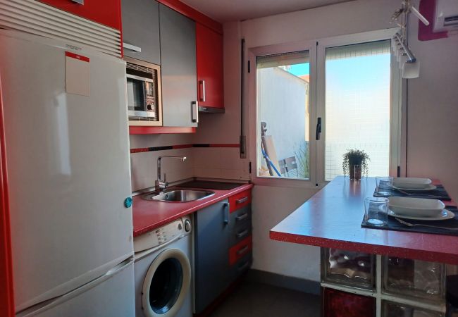 Apartment in Madrid - M (VAL37) Ap. Chueca-Fuencarral patio privado Apartment in Madrid - M (VAL37) Ap. Chueca-Fuencarral patio privado