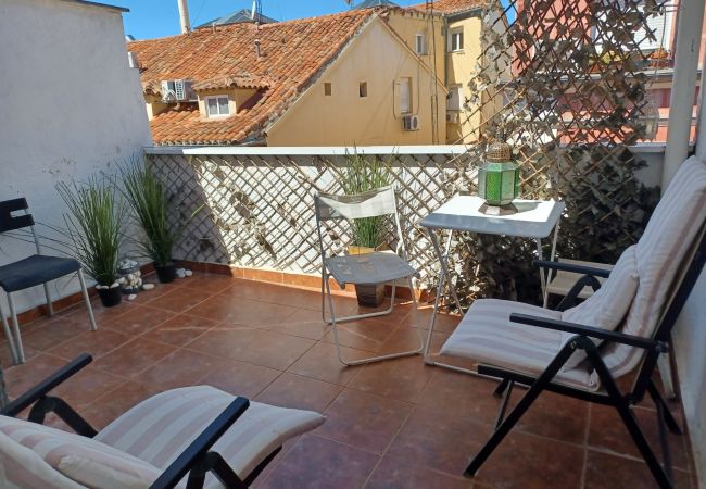 Apartment in Madrid - M (VAL37) Ap. Chueca-Fuencarral patio privado Apartment in Madrid - M (VAL37) Ap. Chueca-Fuencarral patio privado