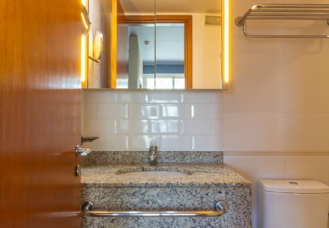 Rent by room in Rio de Janeiro - BPremium T5 0406.4 (Barra) Rent by room in Rio de Janeiro - BPremium T5 0406.4 (Barra)