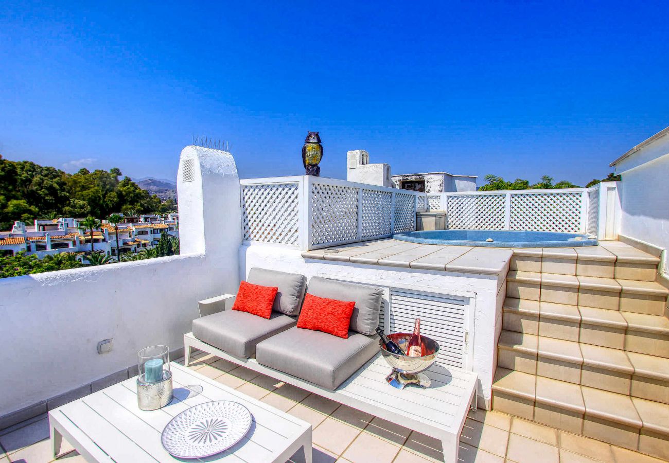 Apartment in Marbella - Apartment with swimming pool to 50 m beach