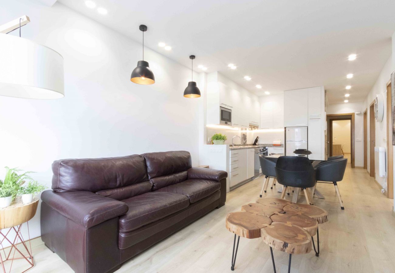 Apartment in San Sebastián - Apartment for 6 people to 50 m beach