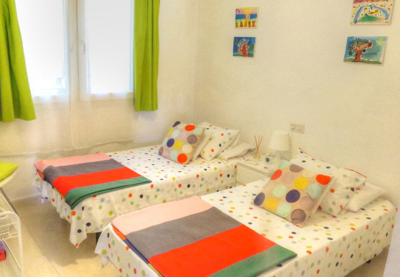Apartment in La Herradura - Apartment of 2 bedrooms to 1 km beach