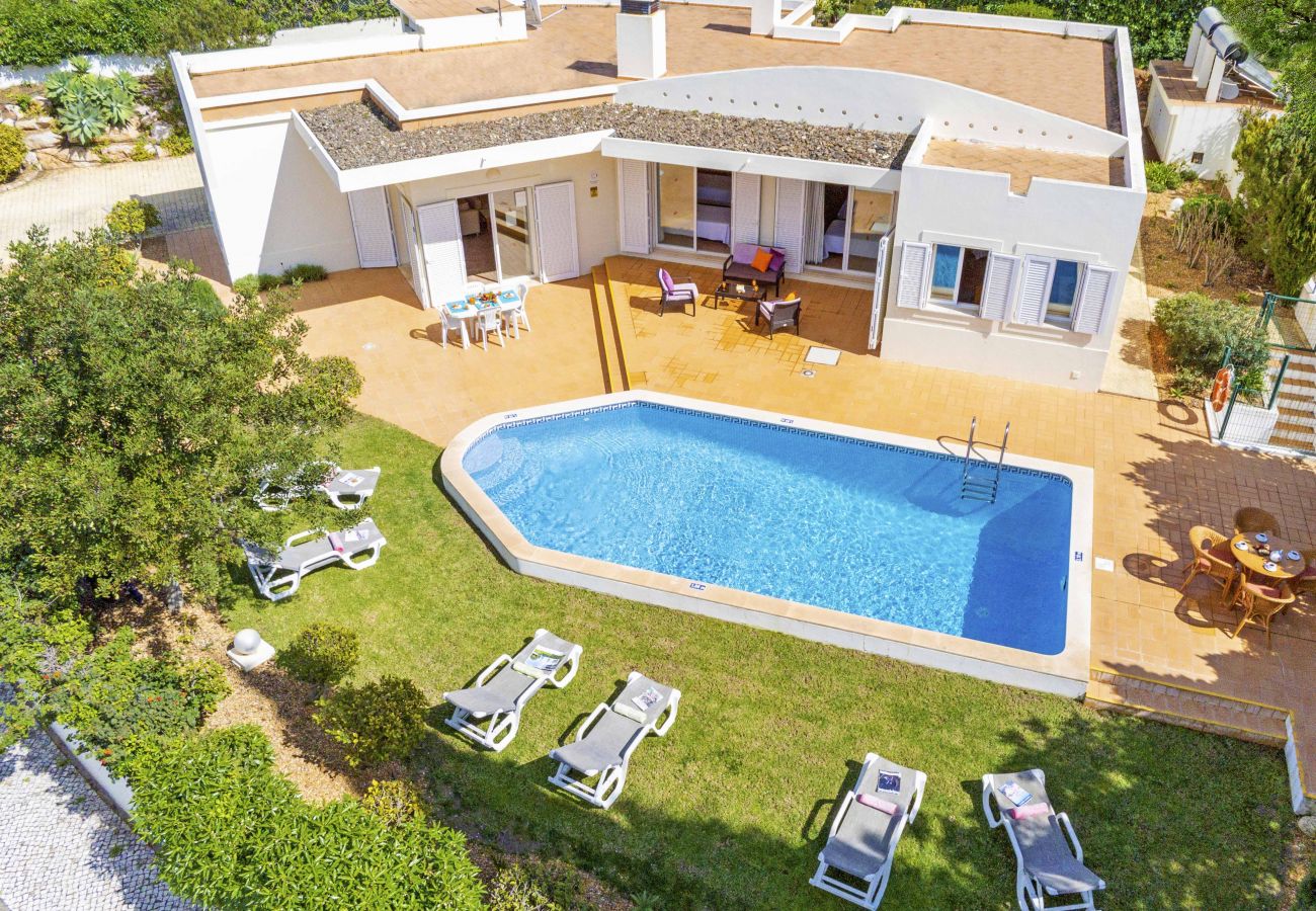 Villa in Albufeira - Villa with air-conditioned in Albufeira