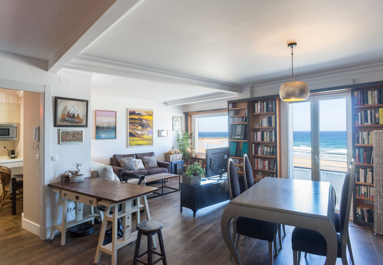 Apartment in San Sebastián - Apartment of 3 bedrooms to 20 m beach