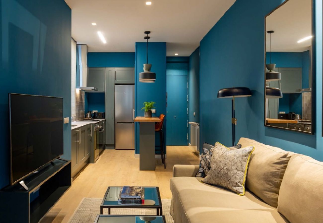Apartment in Madrid - Apartamento CREATIVO Blasco De Garay