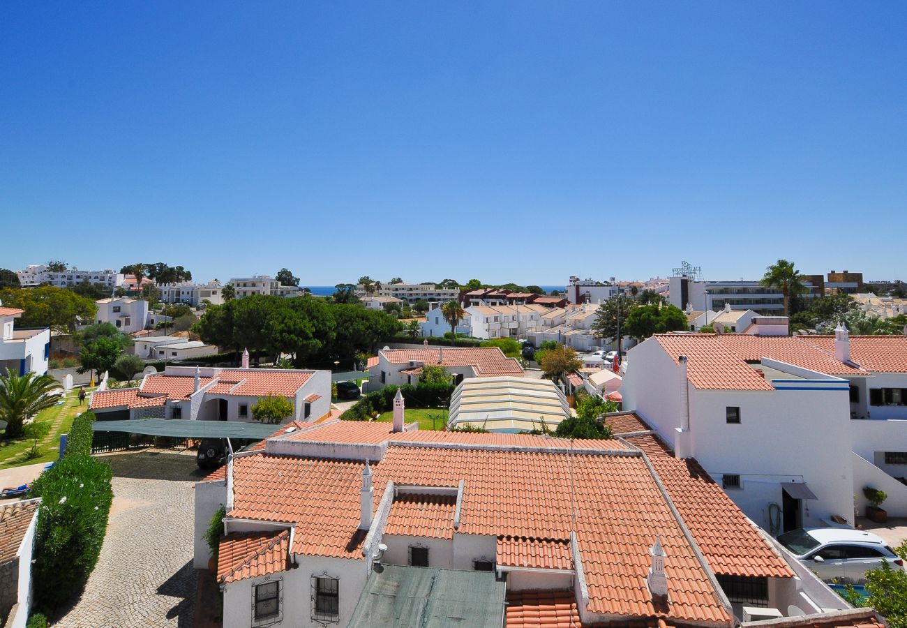 Apartment in Albufeira - Apartment with swimming pool to 900 m beach