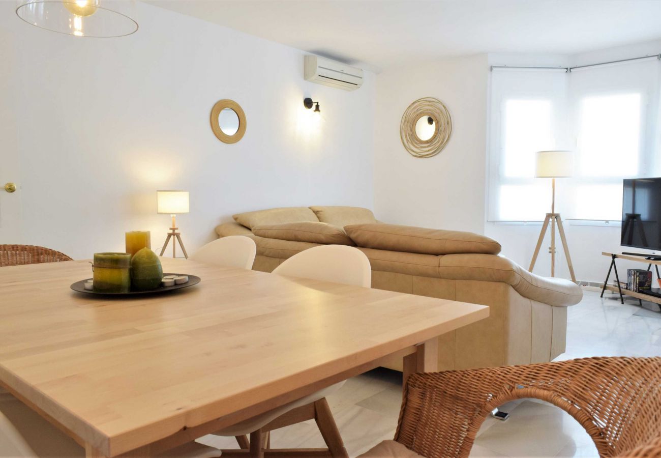 Apartment in Marbella - Apartment for 4 people to 2 km beach