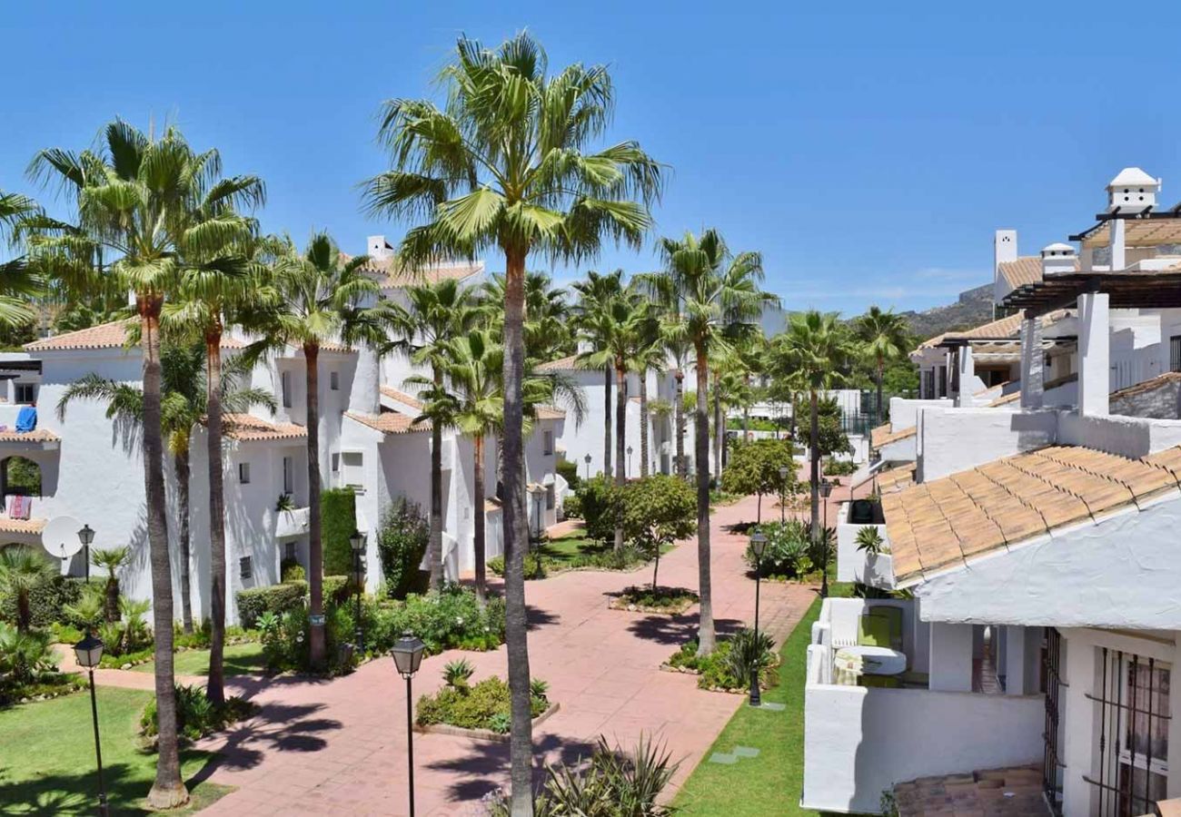 Apartment in Marbella - Apartment for 4 people to 2 km beach