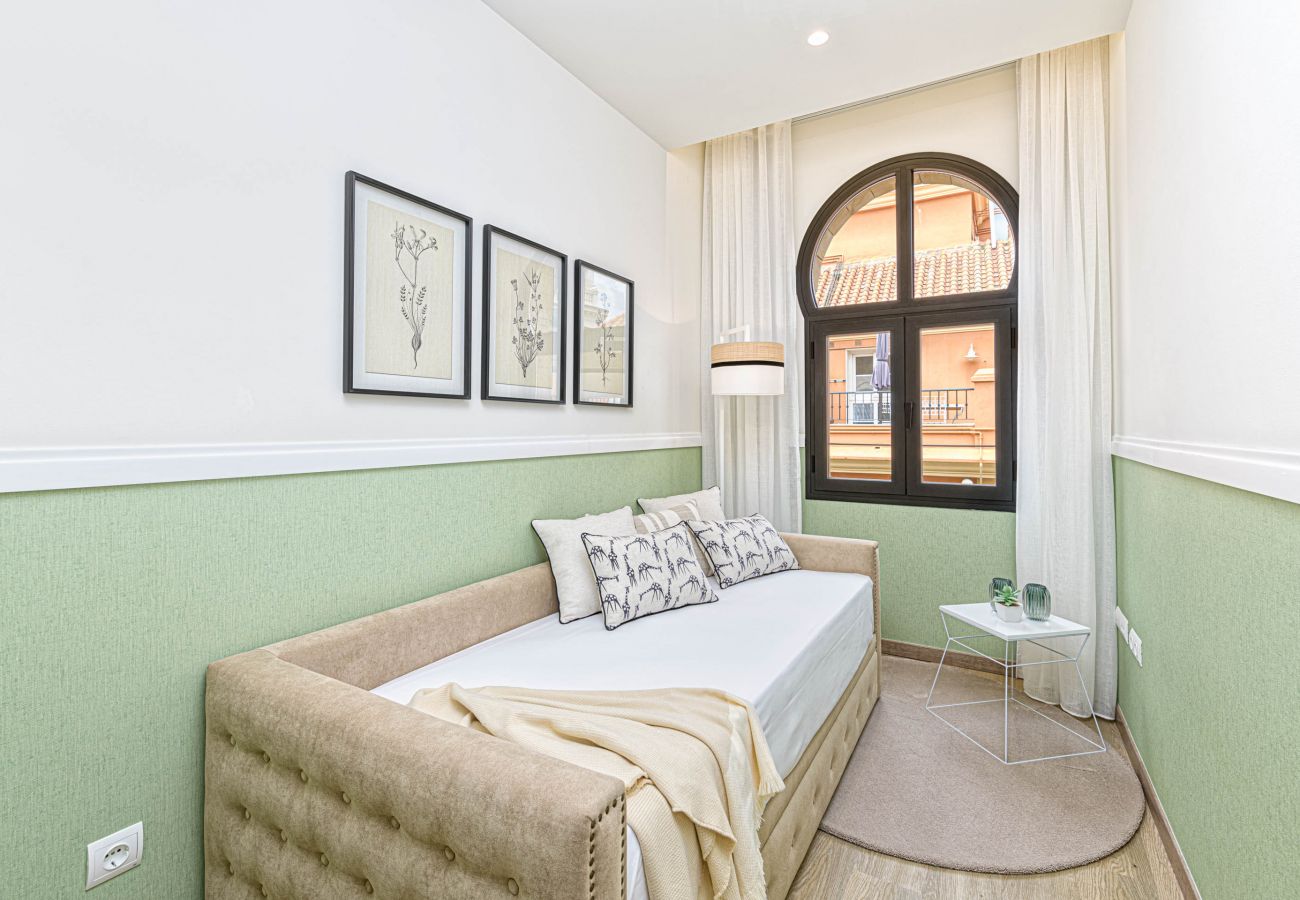Apartment in Málaga - iloftmalaga Souviron IV - Duplex with terrace