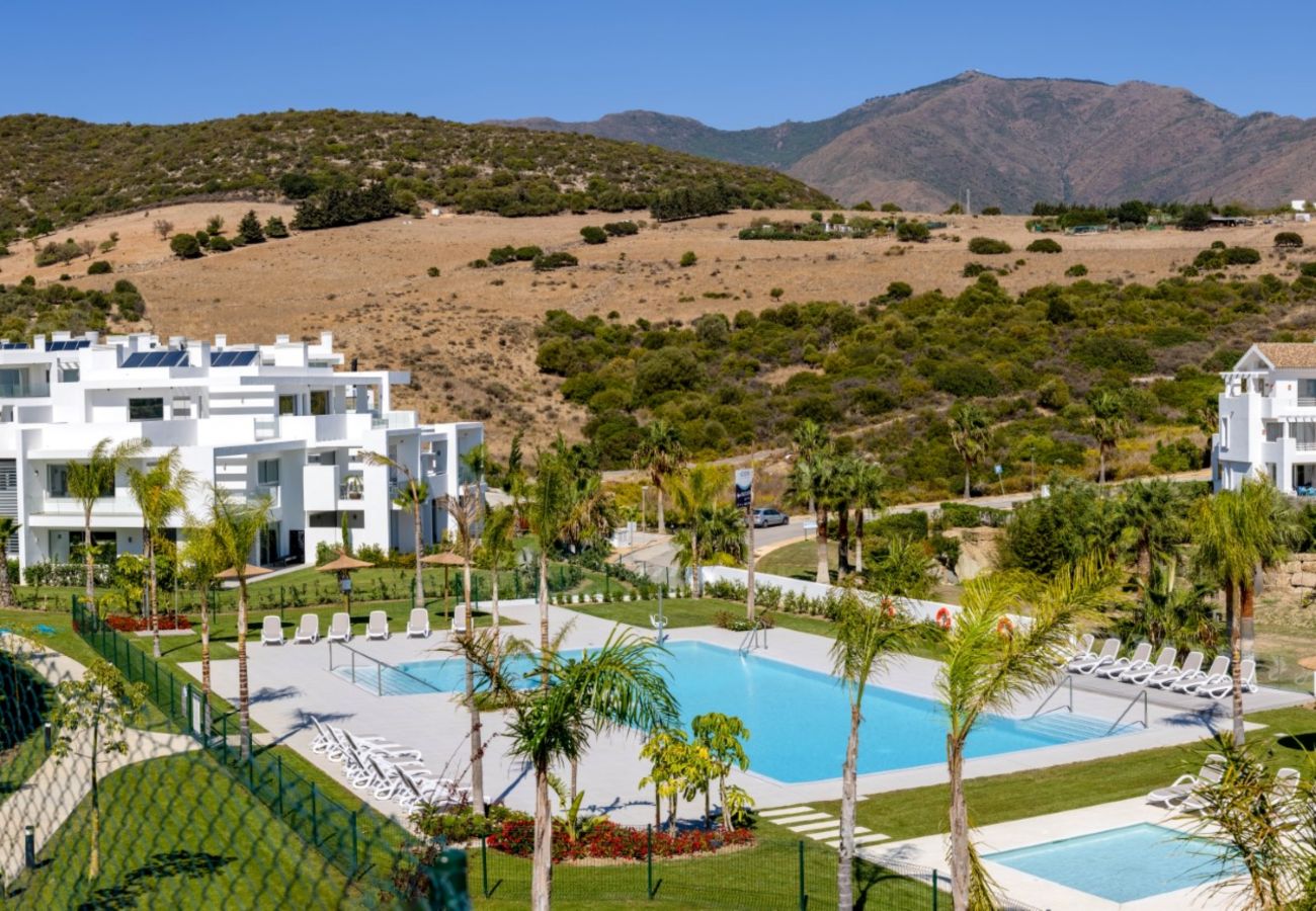 Apartment in Casares - Apartment with swimming pool to 10 m beach