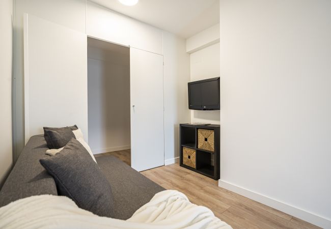 Apartment in Madrid - M (PMO10) Apartamento La Vaguada 2HH Apartment in Madrid - M (PMO10) Apartamento La Vaguada 2HH