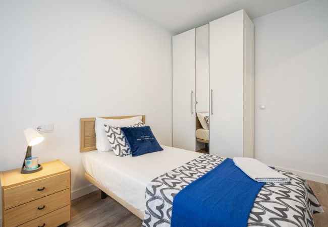 Apartment in Madrid - M (PMO10) Apartamento La Vaguada 2HH Apartment in Madrid - M (PMO10) Apartamento La Vaguada 2HH
