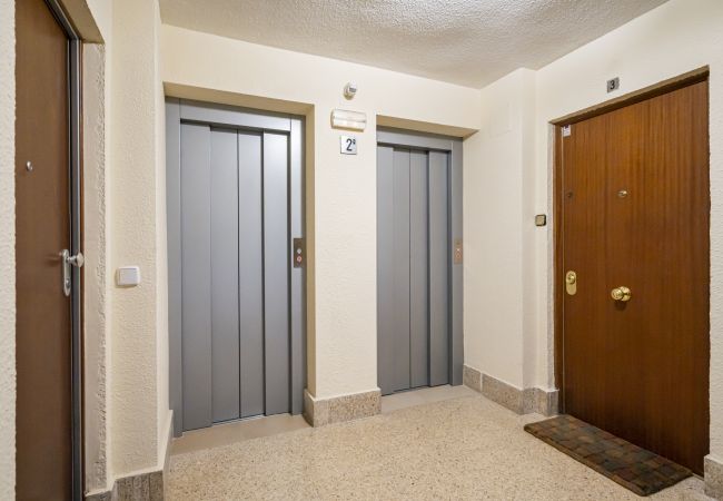 Apartment in Madrid - M (PMO10) Apartamento La Vaguada 2HH Apartment in Madrid - M (PMO10) Apartamento La Vaguada 2HH