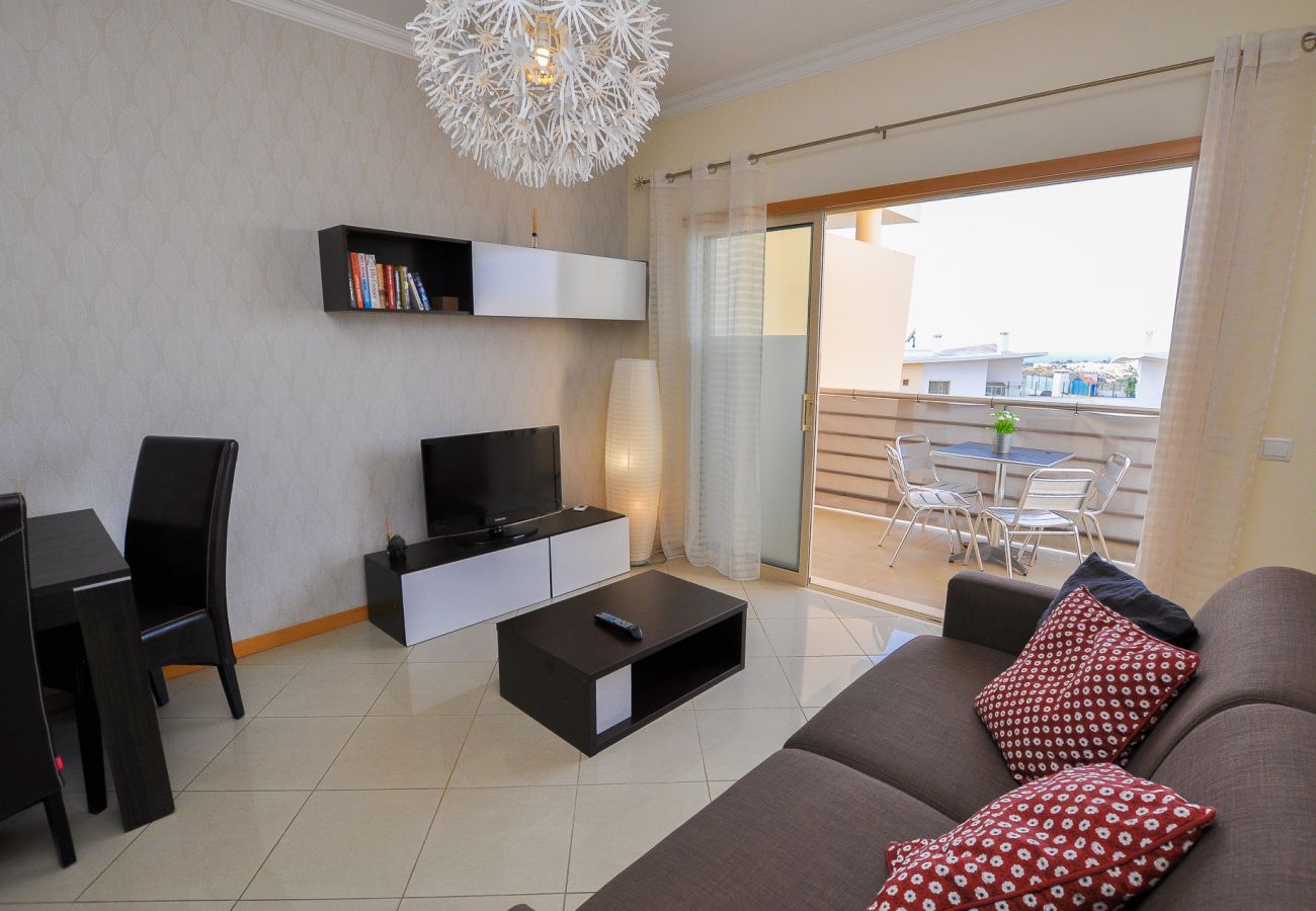 Apartment in Albufeira - Apartment for 6 people to 950 m beach