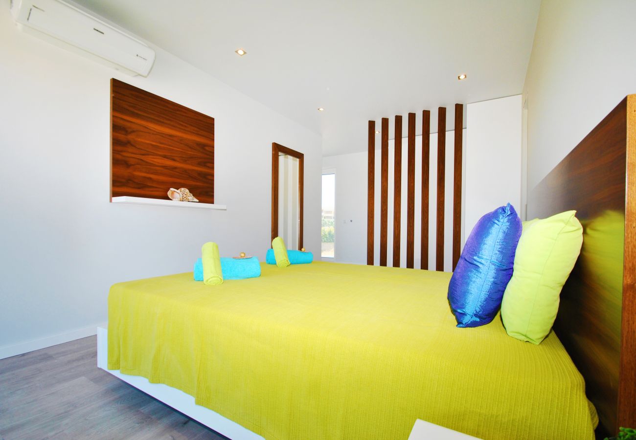 Villa in Albufeira - Villa with air-conditioned to 800 m beach