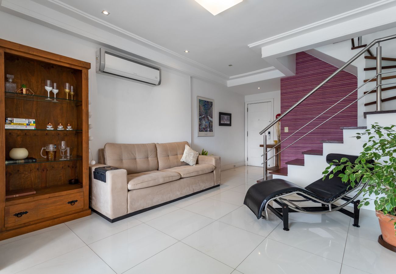 Apartment in Rio de Janeiro - LC2207 (Barra)