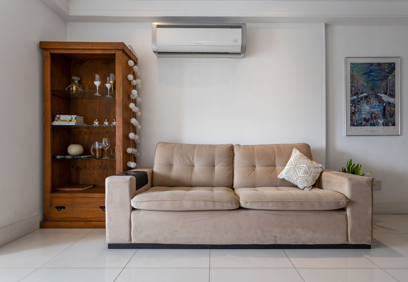 Apartment in Rio de Janeiro - LC2207 (Barra)