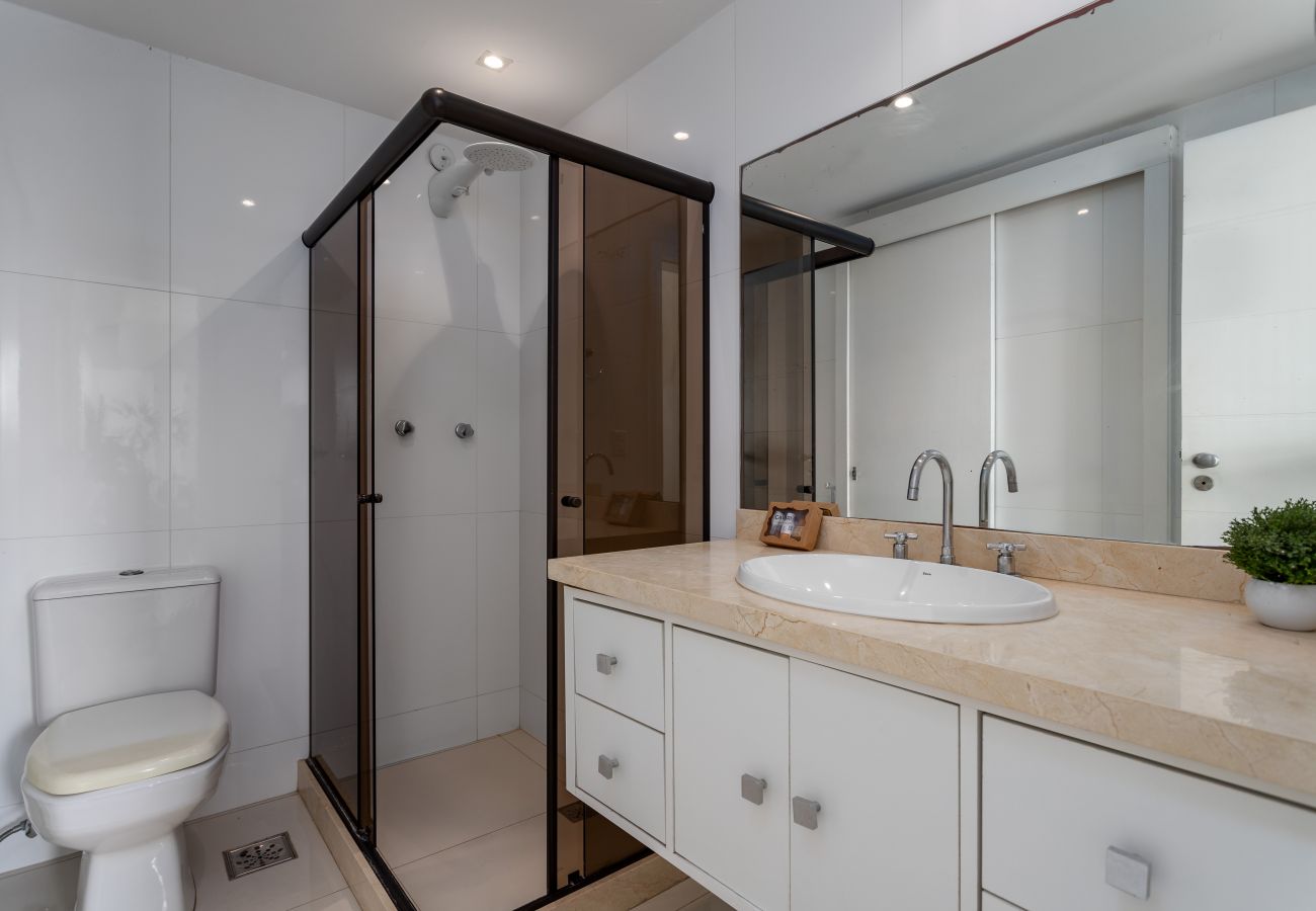 Apartment in Rio de Janeiro - LC2207 (Barra)