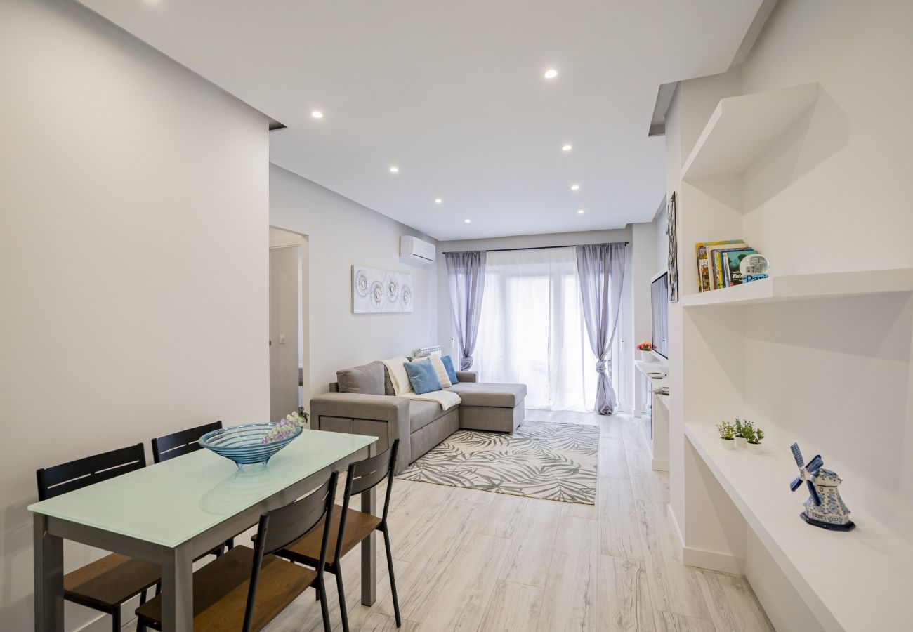 Apartment in Madrid - HIGH STANDARD SEXY FLAT (2ROOMS-1 BATHROOM) PIG46