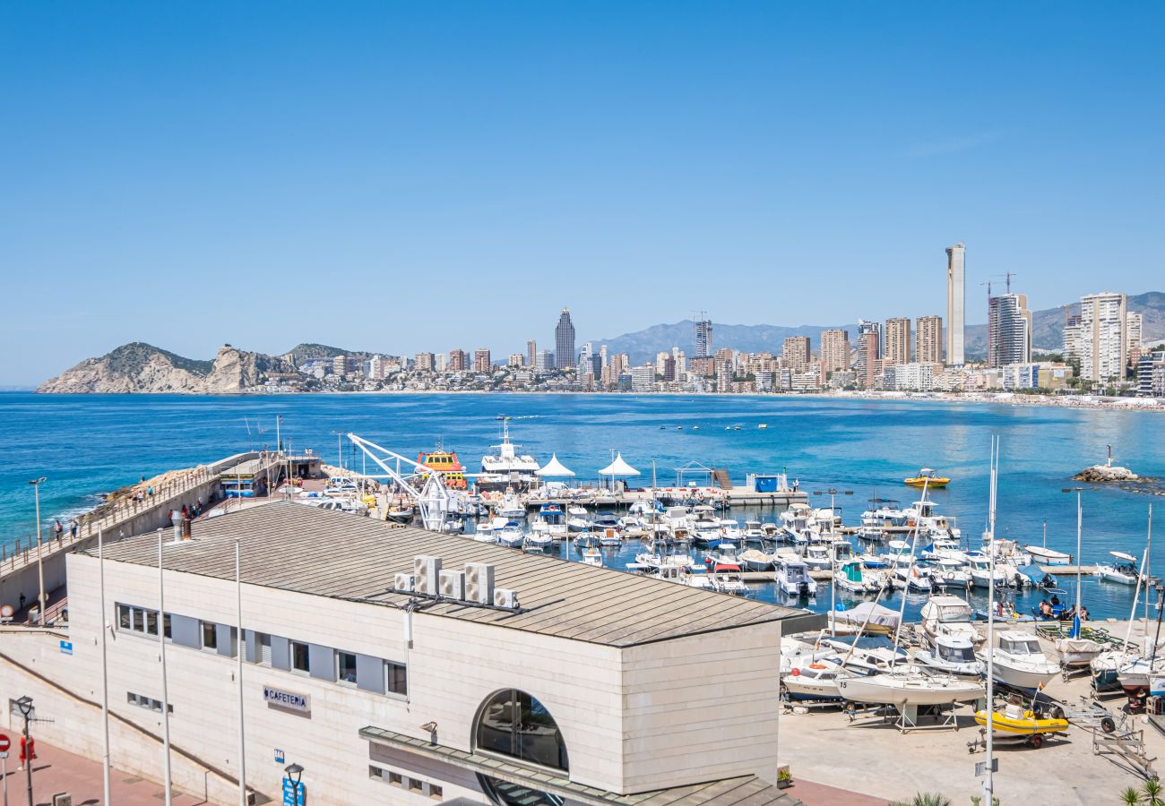 Aparthotel in Benidorm - Aparthotel with air-conditioned to 100 m beach