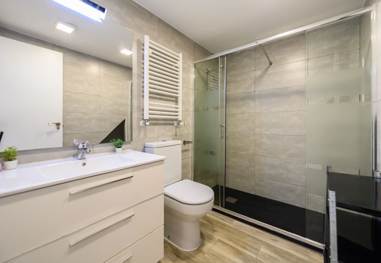 Chalet in Madrid - M (MIS57) Chalet Ciudad Lineal 3HH