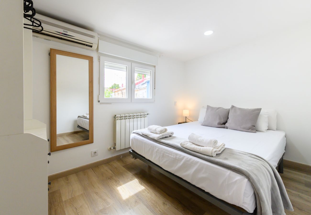 Chalet in Madrid - M (MIS57) Chalet Ciudad Lineal 3HH