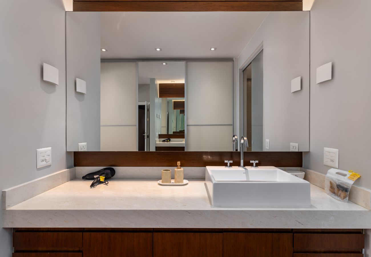 Apartment in Rio de Janeiro - NSC605 (Zona3)