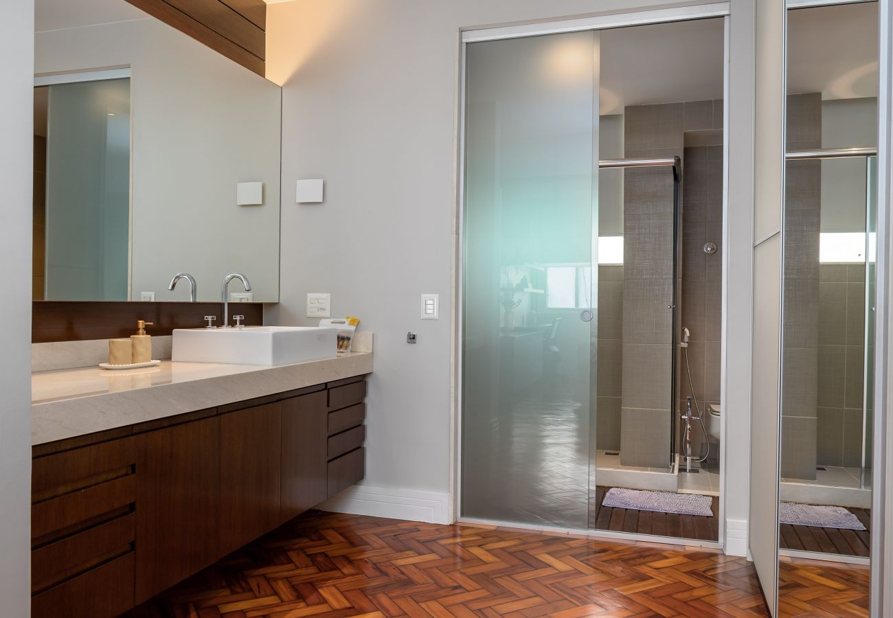 Apartment in Rio de Janeiro - NSC605 (Zona3)
