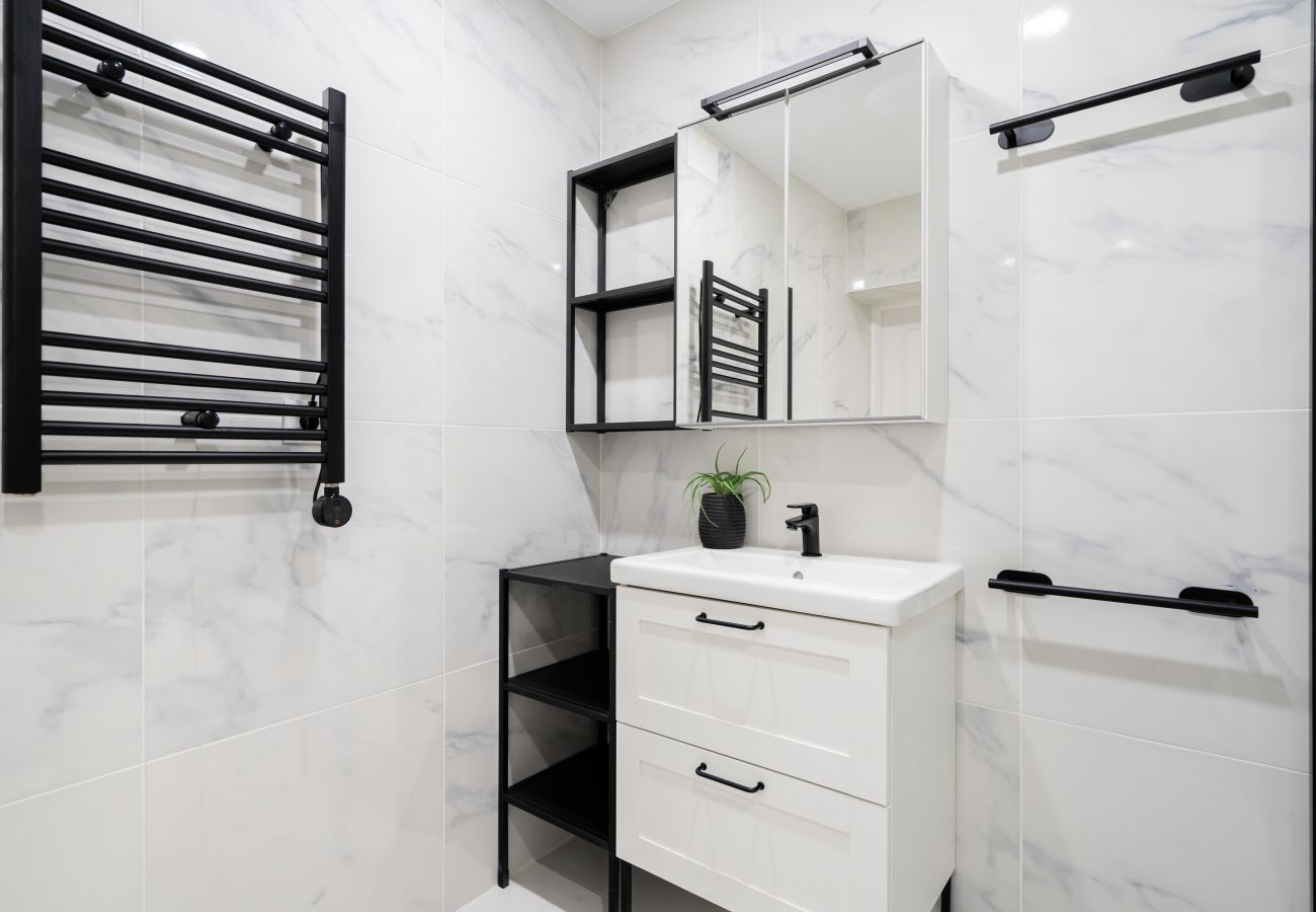 Apartment in Madrid - Luxury apartment Madrid center ATO35