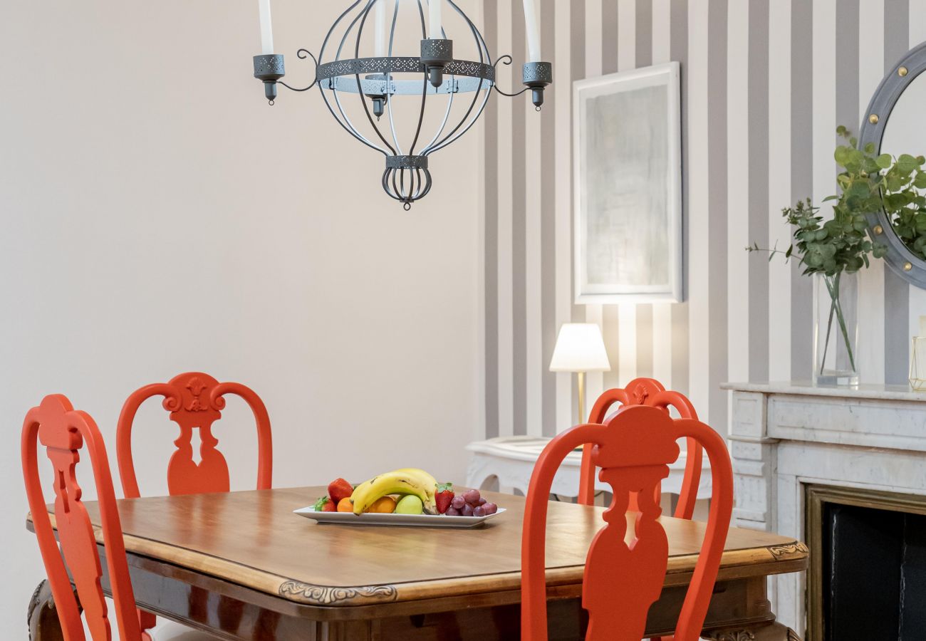 Apartment in Madrid - Luxury apartment Madrid center ATO35